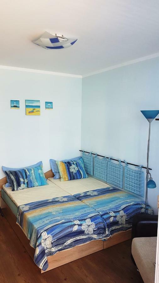 Blue Bay Sea View Apartment เปาโมเรีย ภายนอก รูปภาพ